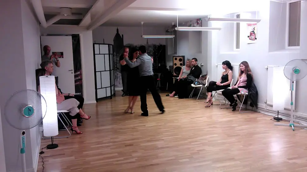 Video thumbnail for Tango Corazón Advanced Class 4 with Julieta Qüesta and Rauli Choque.