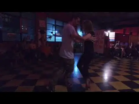 Video thumbnail for Mauro Caiazza y Carolina Giannini