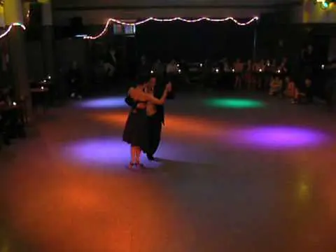 Video thumbnail for Dominic Bridge y Jenna Rohrbacher en Buenos Aires - Tango Lab - "Ay, Elena" (3/3)