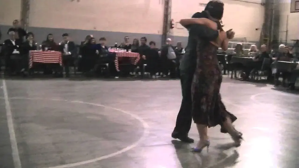 Video thumbnail for Antonella Saragó & Ariel Manzanares en Milonga Malena Sunderland Club (3)