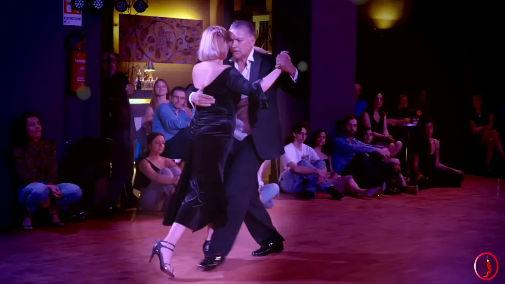 Video thumbnail for JESÚS VELÁZQUEZ Y  MONICA PARRA