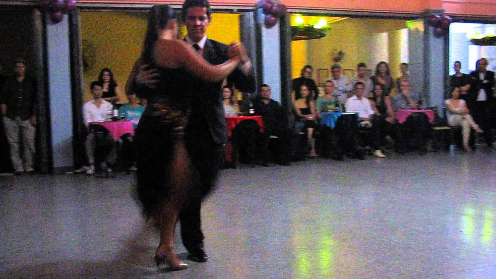 Video thumbnail for JOHANA COPES y ALEJANDRO BERON en Viva La Pepa Milonga (2/3)