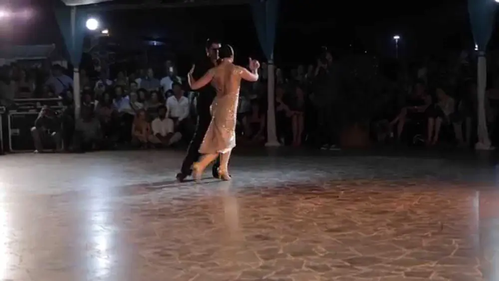 Video thumbnail for Ariadna Naveira e Fernando Sanchez - CTF2015 - Tango Context Show (1/2)