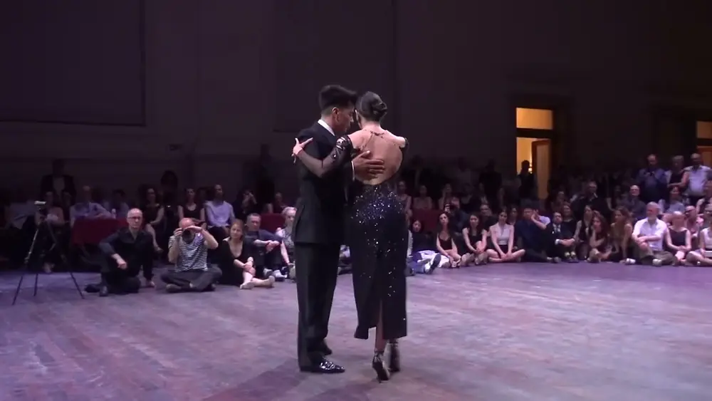 Video thumbnail for Roxana Suarez & Sebastián Achaval: demo 1/2 (tango) Carlos di Sarli @ Brussels Tango Festival 2023