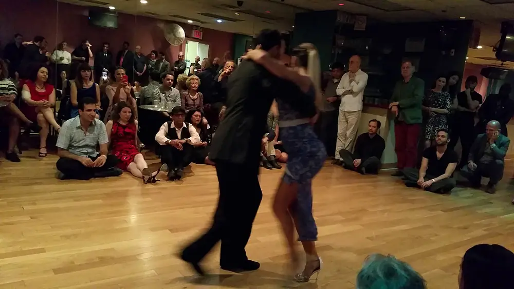 Video thumbnail for Argentine tango:  Analía Centurión & Jeremais Fors - Mano brava