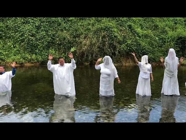 Video thumbnail for Rosa Pérez - Bautismos en Rio Charco Frio Fajardo PR - 2019