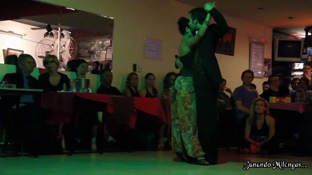 Video thumbnail for LEONARDO PANKOW Y CORINA HERRERA en MILONGA10 "Con Permiso, Soy el Tango"