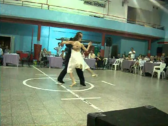 Video thumbnail for José Luis Ferraro y Paola Tacchet.ti  Ya lo ves