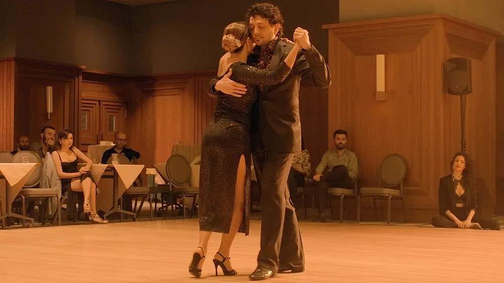 Video thumbnail for Sabrina Masso and Federico Naveira – Café Domínguez at La Ventana Tango Festival 2024