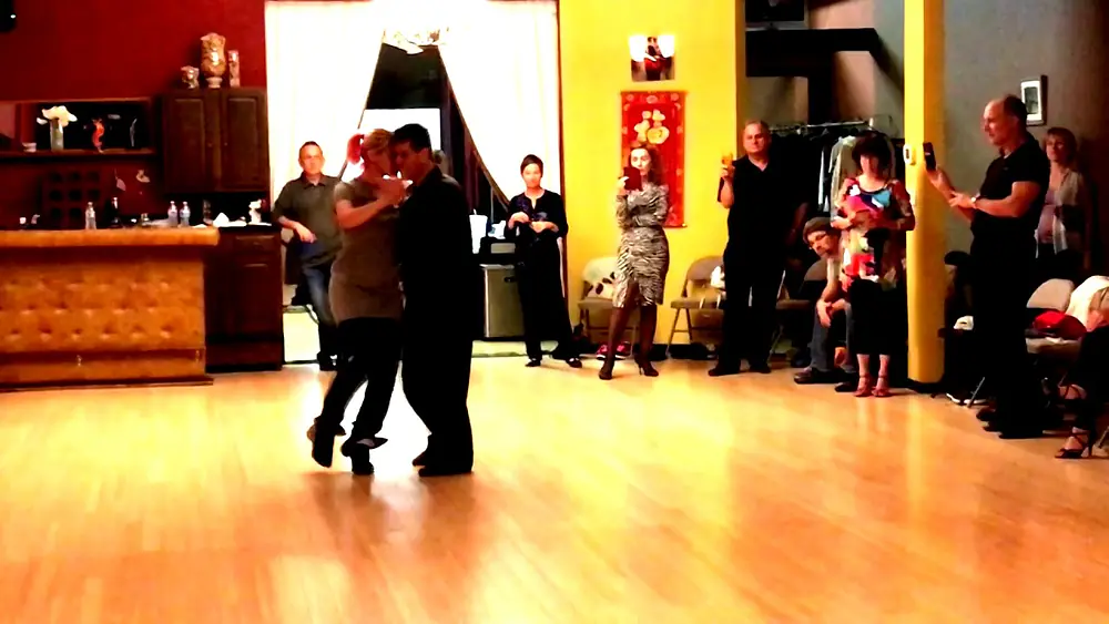 Video thumbnail for Eddy Hernandez & Tamara Bisceglia (9), ITT Vals (Tango-waltz) "Exploring the crossed system"