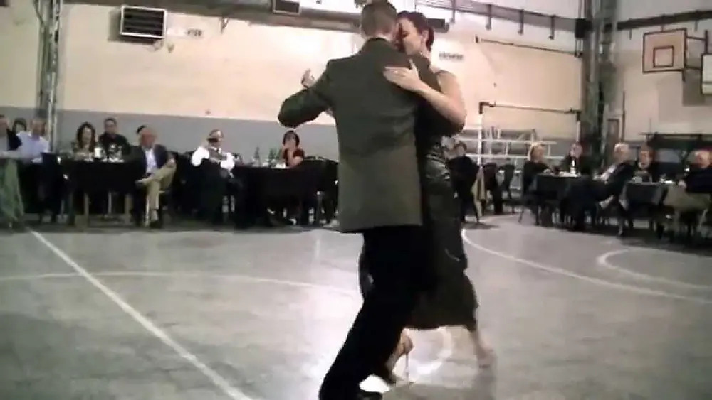 Video thumbnail for Liz & Yannick Vanhove en Milonga Malena Sunderland Club (3)