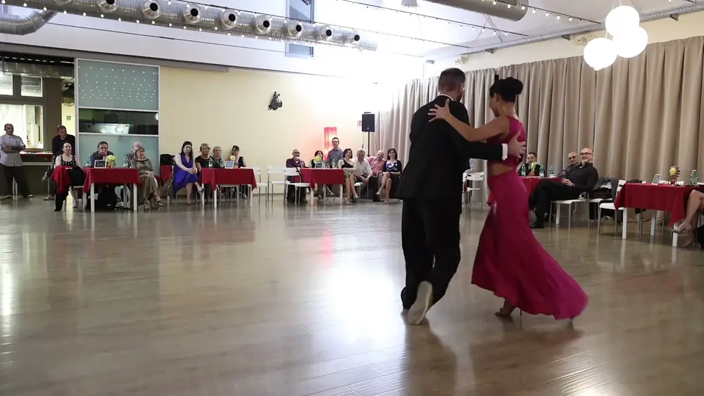 Video thumbnail for Yailet Suarez e Panagiotis Triantafyllou. (tango 2) "Pocas Palabras"Tanturi - Castillo