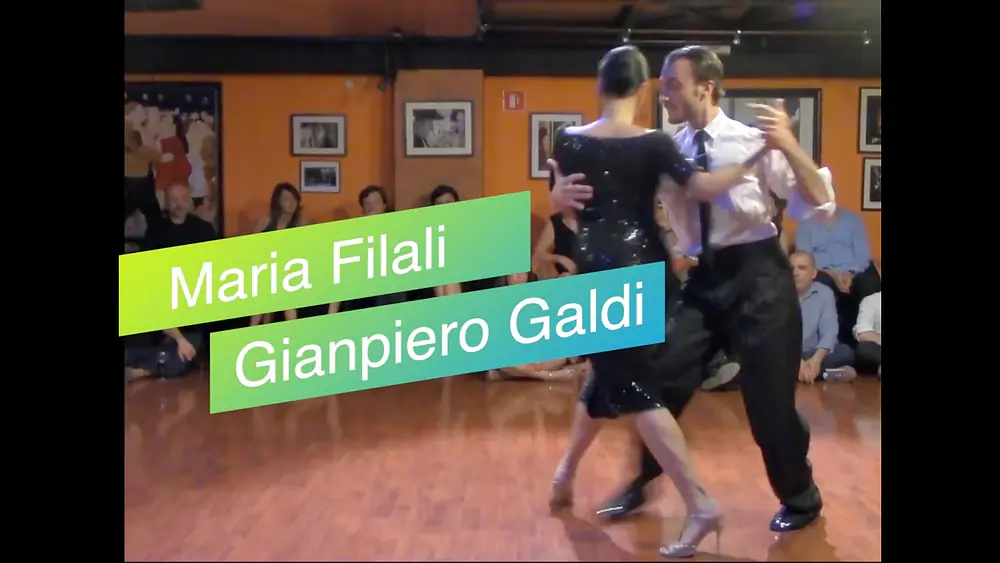 Video thumbnail for Sin Rumbo Fijo - Orquesta Tipica Victor - Maria Filali Y Gianpiero Galdi