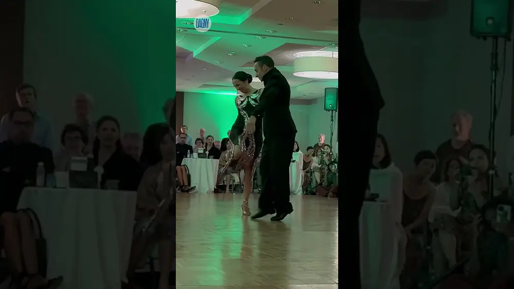 Video thumbnail for Jesica Arfenoni & Maximiliano Cristiani tango to "Flores Del Alma" at Windy City Festival (11/14)