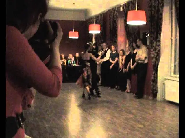 Video thumbnail for Ricardo Barrios y Laura Melo 3/5 (April 2, 2011)