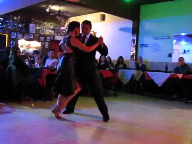 Video thumbnail for Nadia Ibañez & Diego Luciano Chandia @ Tango Club Milonga organiza Julio Bassan
