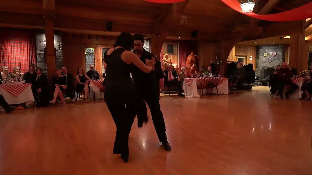 Video thumbnail for Fernanda Ghi & Martin Almiron dancing to milonga "La Puñalada" played by the Alex Roitman Quartet