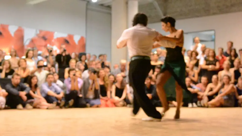 Video thumbnail for Milonguero nights-2014, Gaston Torelli and Moira Castellano, "Rie, payaso"