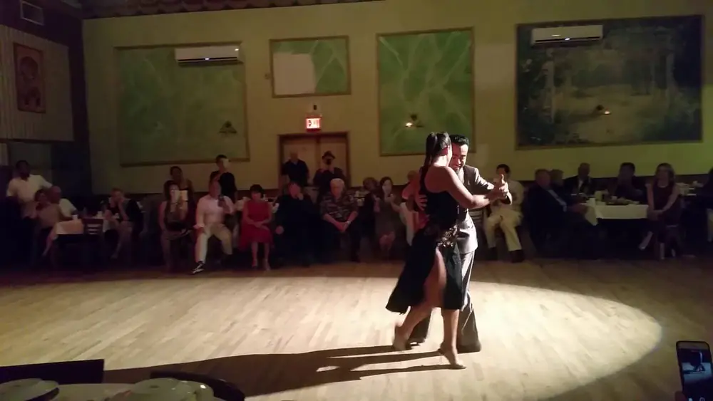 Video thumbnail for Argentine tango: Johana Copes & Leonardo Sardella - Flor de Montserrat