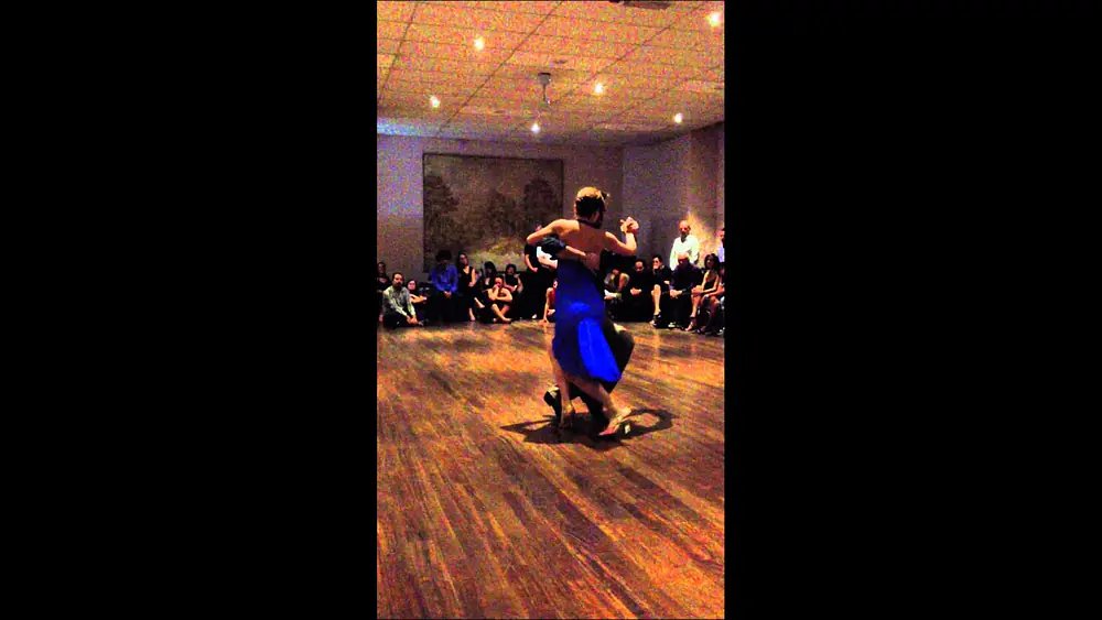 Video thumbnail for Veronica Toumanova & Giorgio Regnoli performing at Milonga Carma, Torino (1/3)