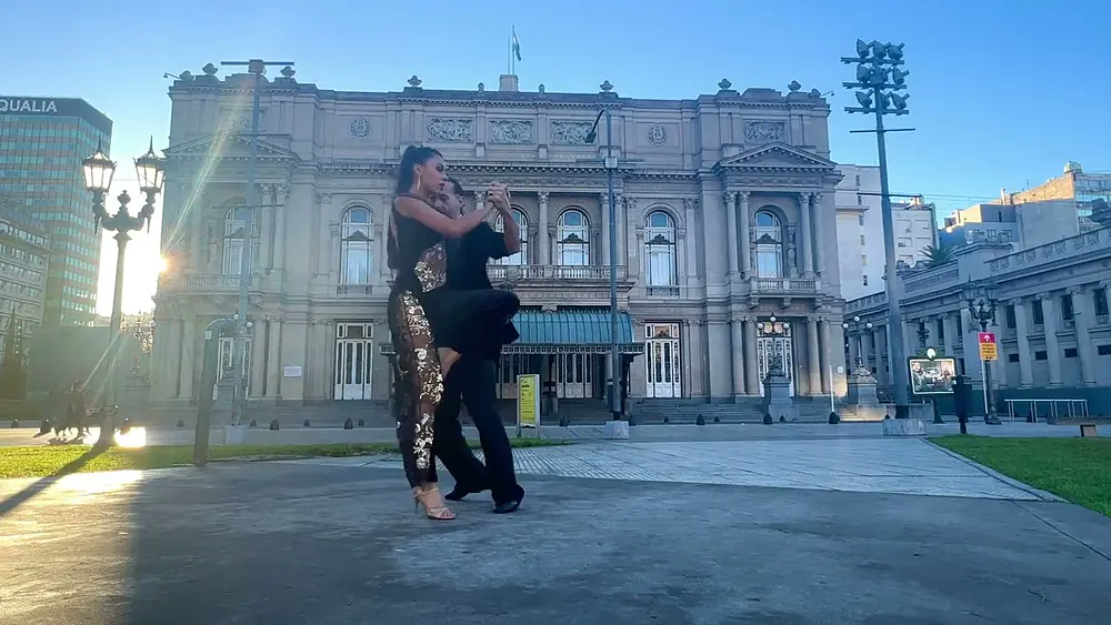 Video thumbnail for Gustavo Rosas. Marilyn Mongui. Tango Tributo a Piazzolla. Teatro Colon.Bs As- Mayo 2022.Argentina.