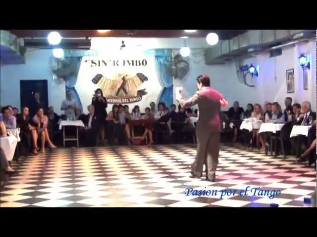 Video thumbnail for GENOVEVA FERNANDEZ y ANDRES "tanguito" CEJAS bailando el tango TORRENTE en SIN RUMBO