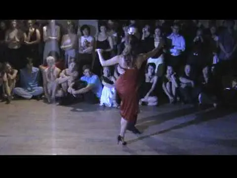 Video thumbnail for JUAN FOSSATI Y GIMENA ARAMBURU - Milonguero Nights 2006 - 2
