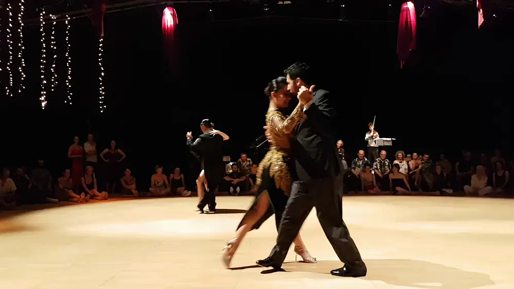 Video thumbnail for Edwin Espinosa & Alexa Yepes et Andrés Molina & Natacha Lockwood ❤@ Tango Roots festival 2018- Paris