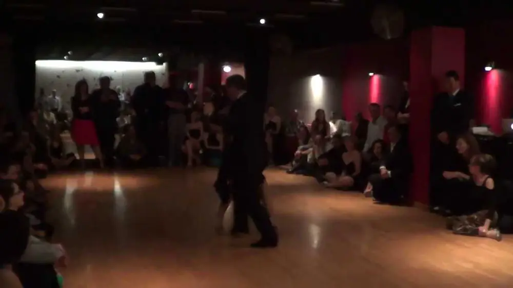 Video thumbnail for Sebastian Misse & Andrea Reyerο 2/4 - Astor Piazzolla - Valsecito Amigo