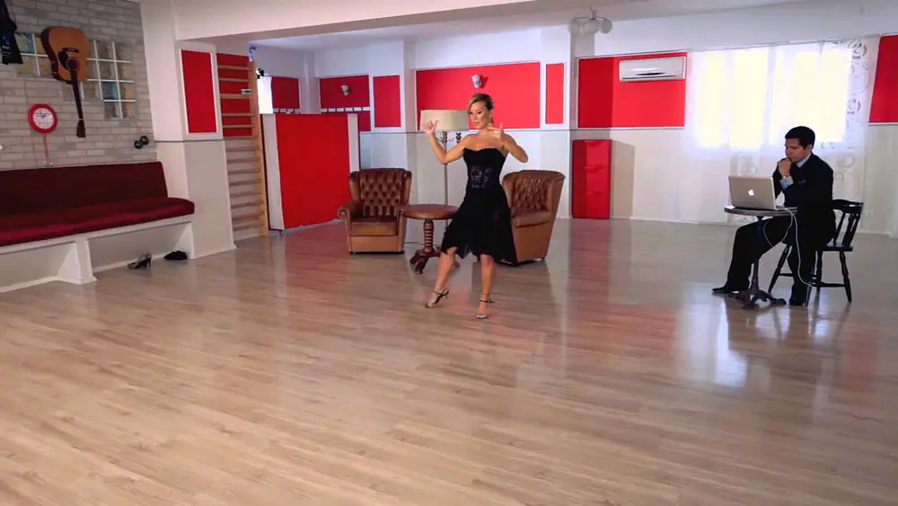 Video thumbnail for Sebastian Arce & Mariana Montes Lesson nr. 131