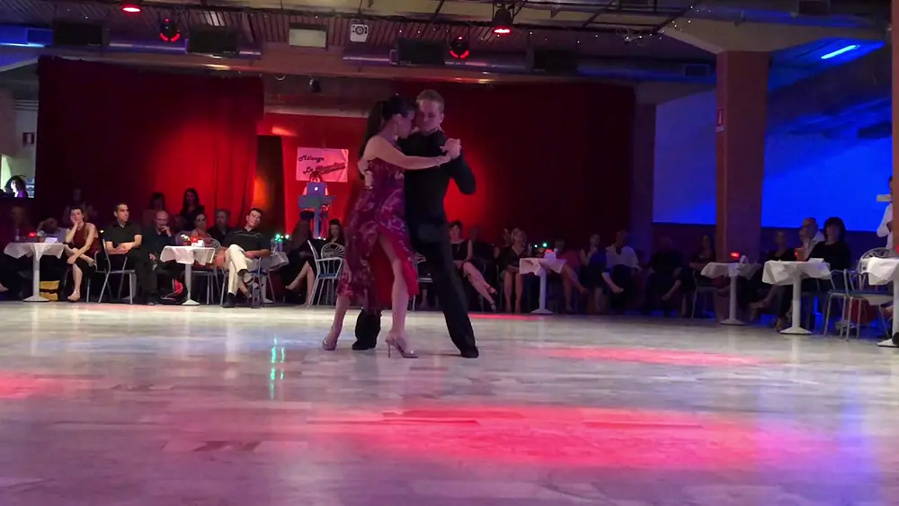 Video thumbnail for Riccardo Pagni e Giulia del Porro - Destino de Flor