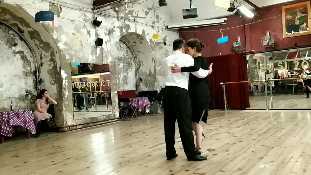 Video thumbnail for Résumé atelier Zoom #10 mardi 8 Ene 2019 avec Esteban Moreno à Tango de Soie (Lyon FR)