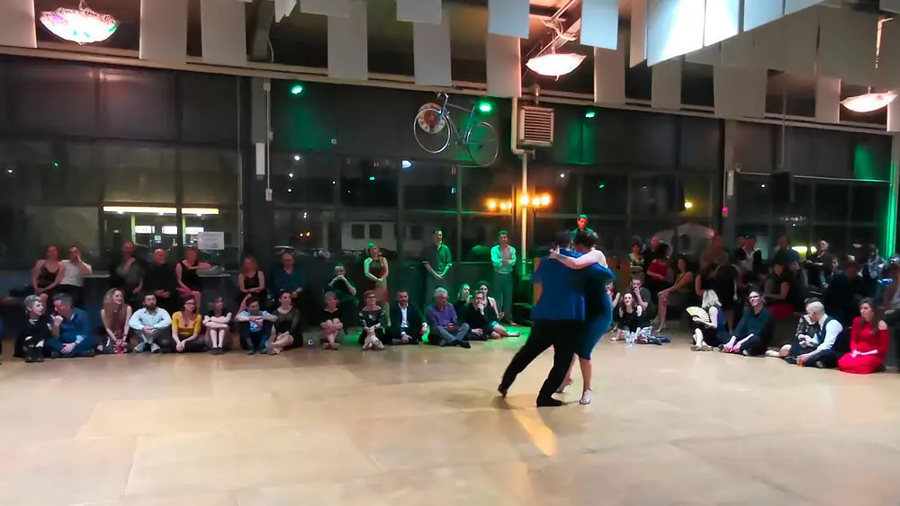 Video thumbnail for Claudia Cavagnini y John Zabala Milonga Parque Patricios (El Fortino, Torino - Italia)