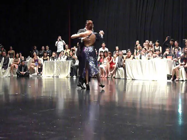 Video thumbnail for Sebastian Achaval & Roxana Suarez