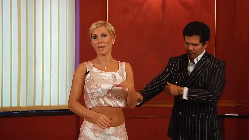 Video thumbnail for Sebastian Arce & Mariana Montes Lesson 8. Walking in different directions 3. Tango