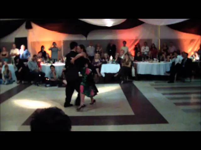 Video thumbnail for SANTA FE 1 de 4 JAVIER RODRIGUEZ Y VIRGINIA PANDOLFI en Milonga Nostalgias