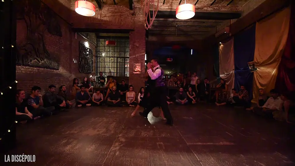 Video thumbnail for Maria Jose Garces & Ignacio Gianini - Duerme mi niña @ La Discépolo, 2017, 2/3