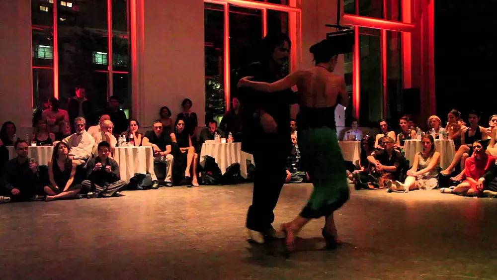 Video thumbnail for Gaston Torelli et Moira Castellano, "Sin palabras" (tango).