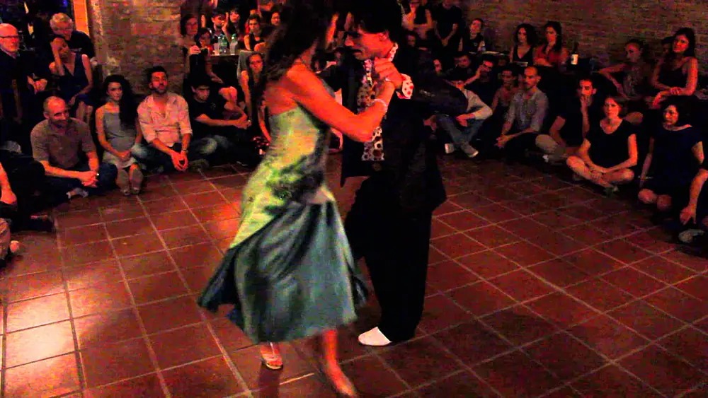 Video thumbnail for Mariana Dragone y Gastón Torelli - 5/3/2016 - La Cachivachería - 2/4