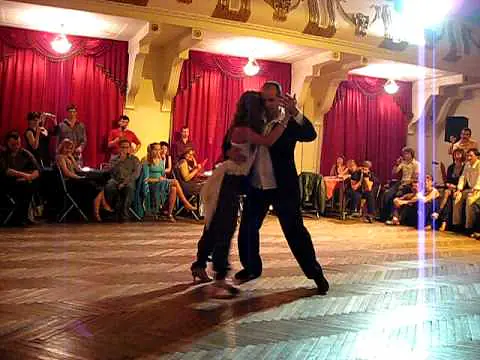 Video thumbnail for Festival "Nevskaya milonga" St-Petersburg, 2009 Horacio Godoy y Cecilia Garcia (1)