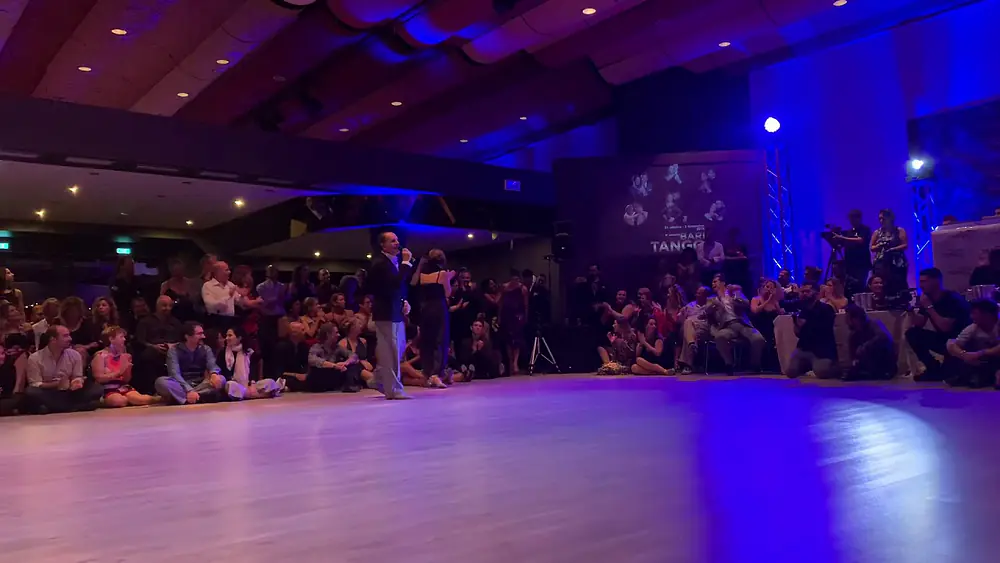 Video thumbnail for Sebastian Achaval y Roxana Suarez Bari Tango Congress 2019 1-3