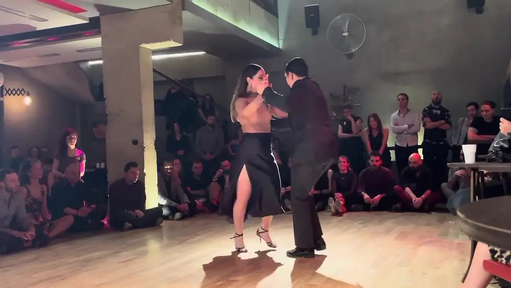 Video thumbnail for Batuhan Boy & Nida İnceoğlu @ Milonga TangoFix Athens 23March24 #3