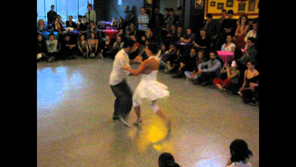 Video thumbnail for ALEJANDRO LARENAS  y MARISOL MORALES en ¡Viva la Pepa! milonga (domingos en Malcolm) 3/4