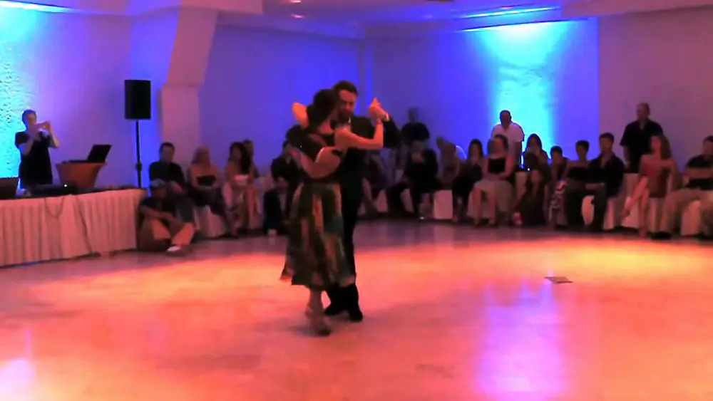 Video thumbnail for Hernán Prieto & Daniela Roig - Sin palabras