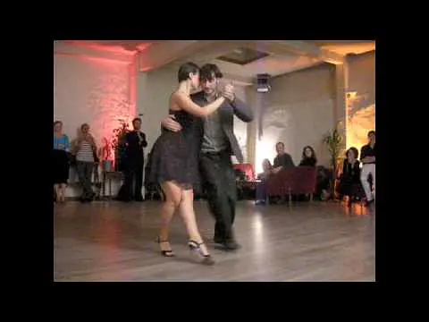 Video thumbnail for Fausto Carpino y Veronica Toumanova bailan en Loft - Paris 2/4