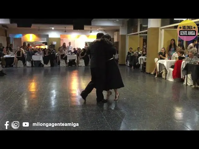 Video thumbnail for Edgardo Balatti y Laura Grandi en Milonga Gente Amiga 2022 - 1 de 3