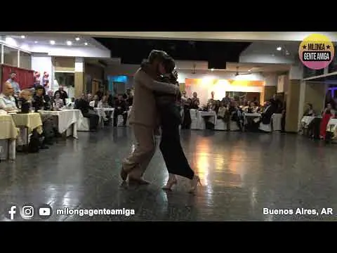 Video thumbnail for Eladia Cordoba y Andres Laza Moreno - Milonga Gente Amiga 2022 - (3 y 4 / 4)