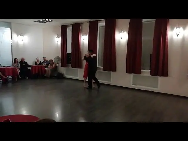 Video thumbnail for Andres Silva(ARG) & Milena Odzeri @ Milonga "El Salon" 2/4