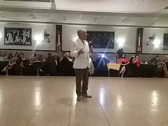 Video thumbnail for Oscar Hector /Festejo DIA DEL MILONGUERO/"La De Angelis Tango Club"