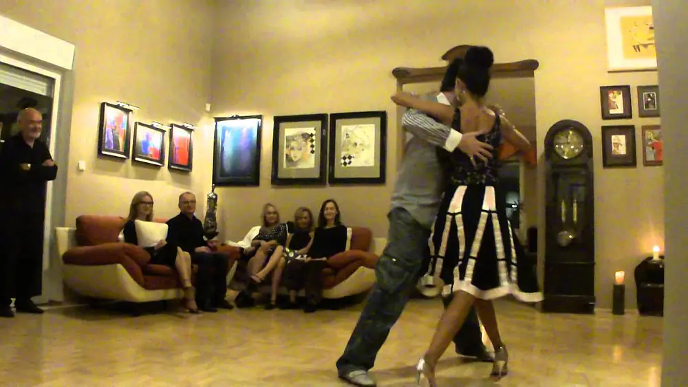 Video thumbnail for Ryszard Musial i Monika Wydrowska tańczą tango Francisco Canaro - Poema